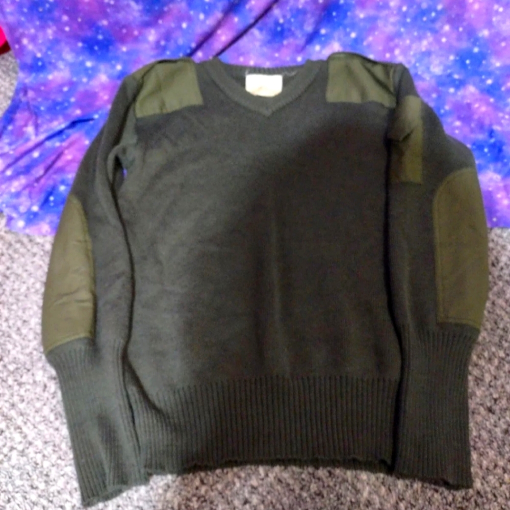 Vintage Sweater Service Wool  US Military Green